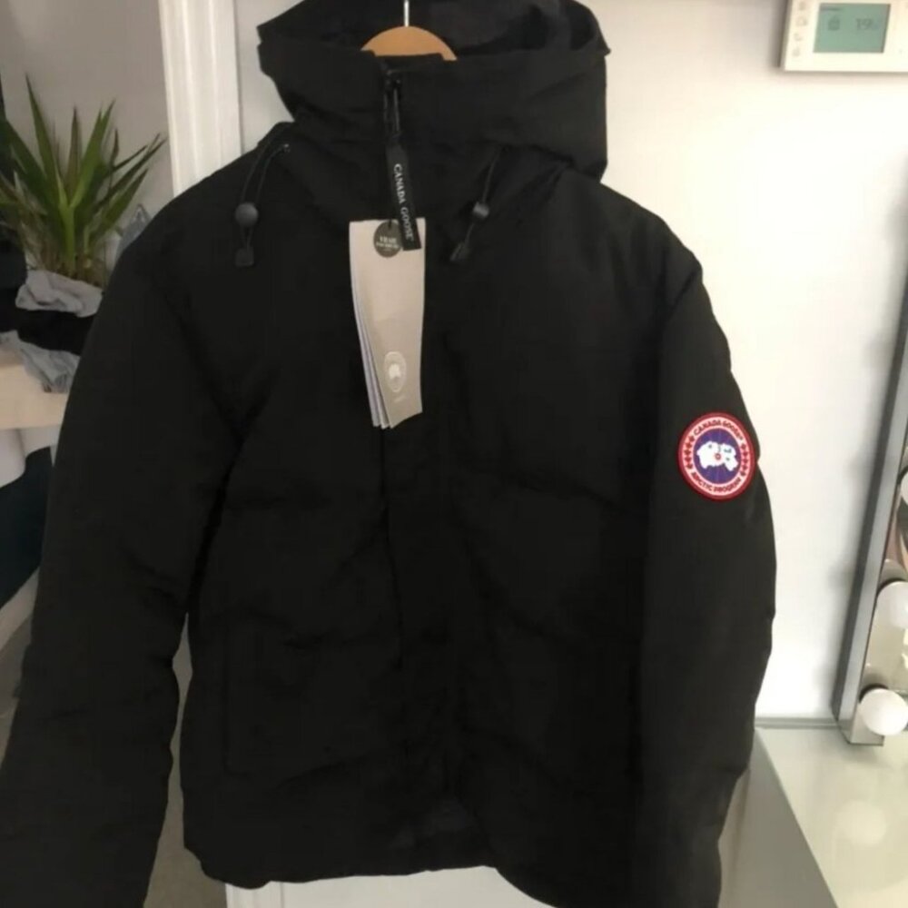 Canada Goose Down Jacket With tag